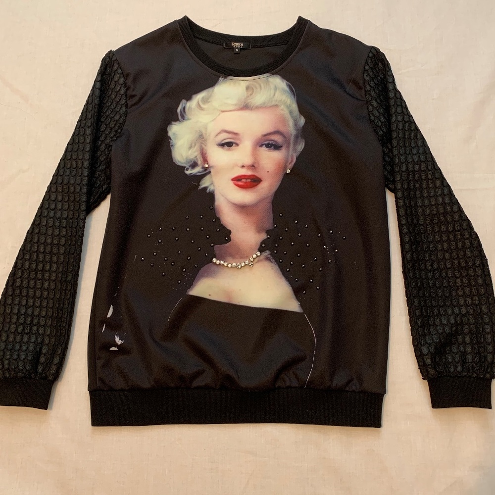 Marilyn Monroe Sweater